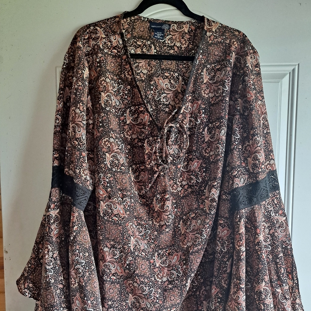 Plus size Venezia top